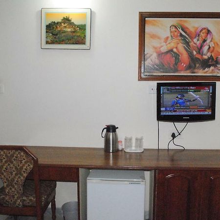 Geetco Hotel Jalor Exterior foto