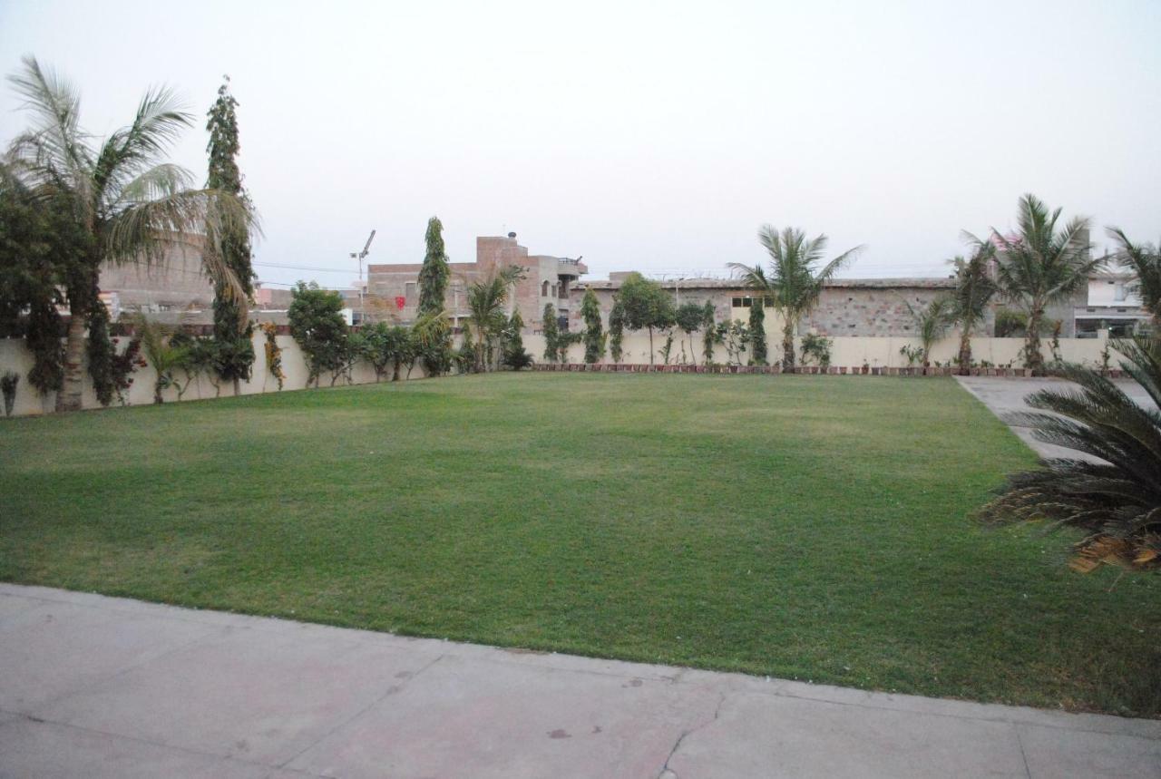 Geetco Hotel Jalor Exterior foto