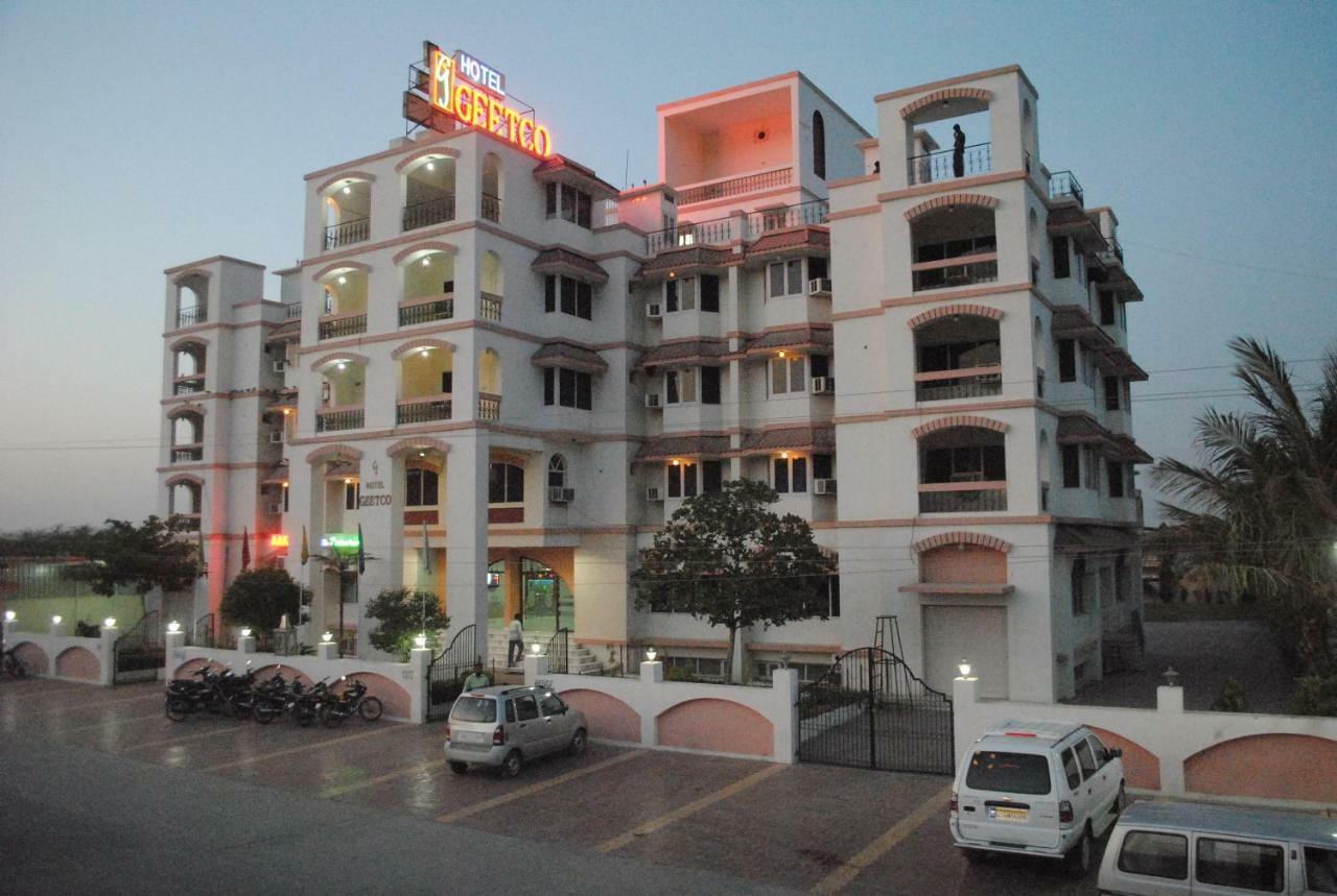 Geetco Hotel Jalor Exterior foto