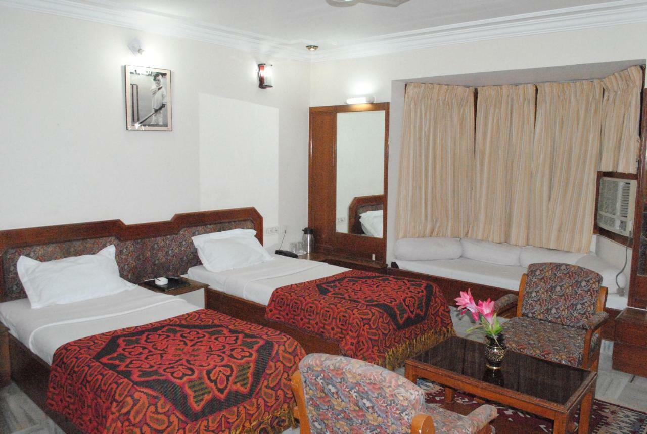 Geetco Hotel Jalor Exterior foto